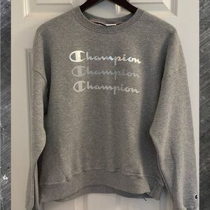 Champion Powerblend Crewneck Sweatshirt - NWT - Size Medium